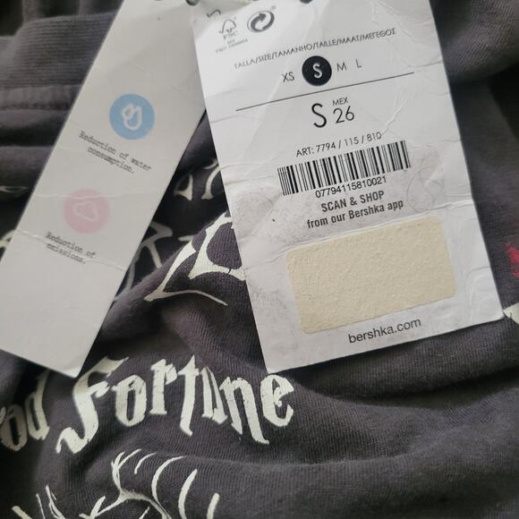 Bershka Graphic Tee Mens size Small Heartbreakers Shirt Streetwear Skater NWT - Picture 3 of 10